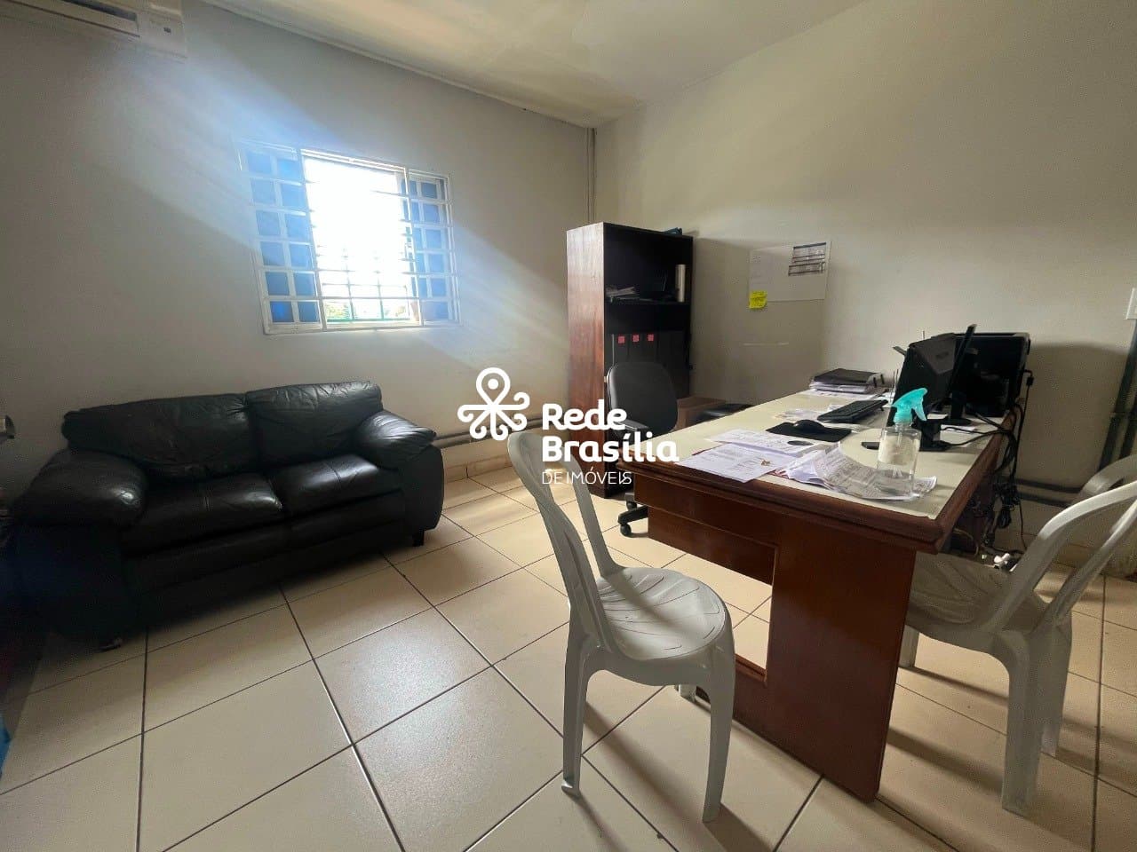 Imagem da propriedade PD3163 18