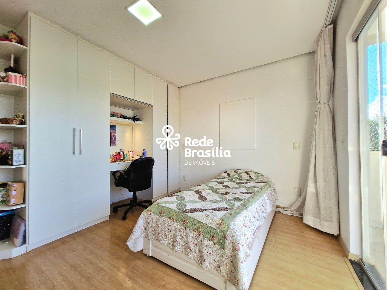 Imagem da propriedade PD3166 27