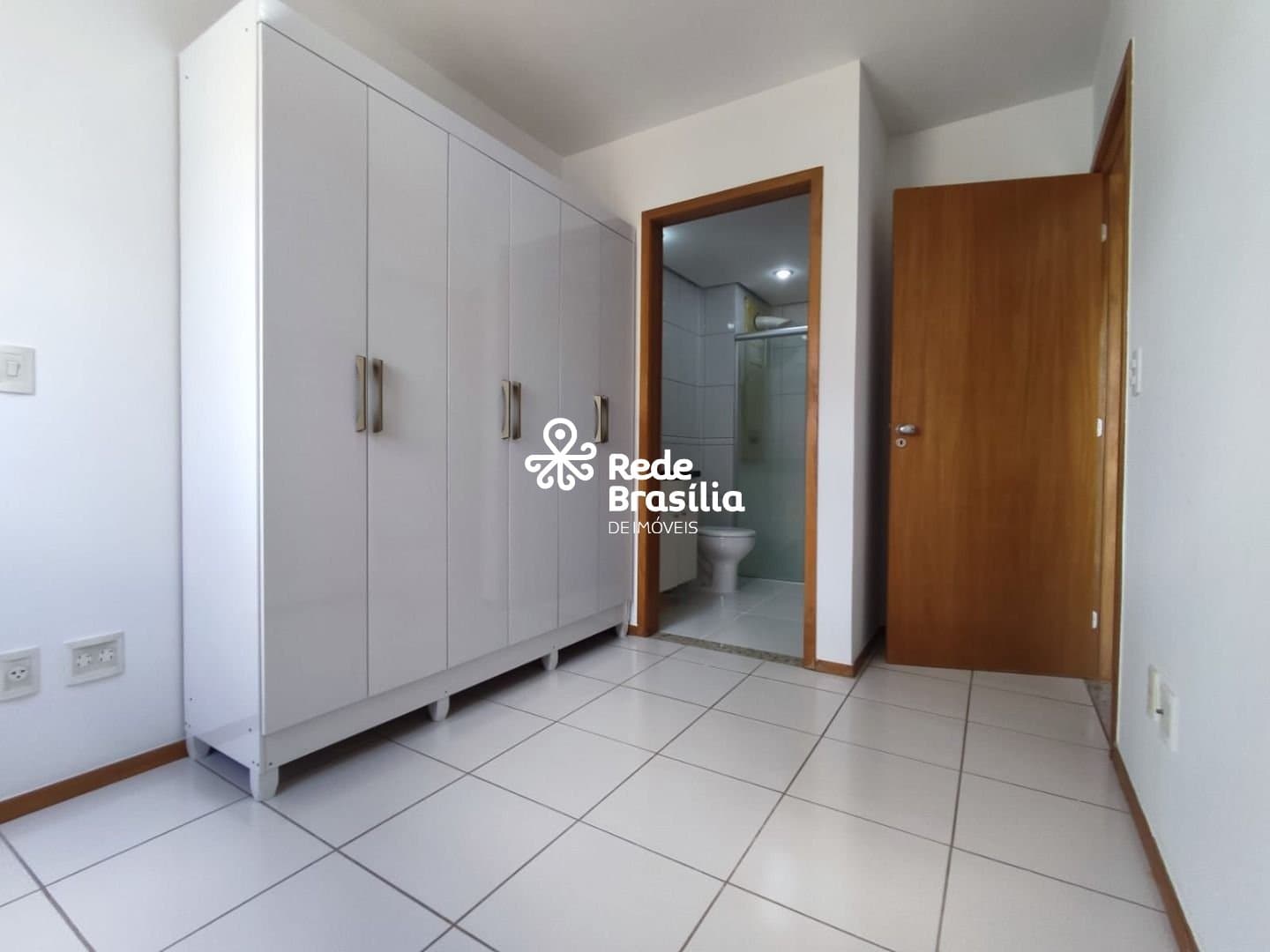 Imagem da propriedade UB1417 4