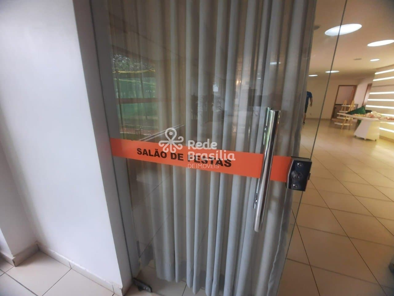 Imagem da propriedade UB1514 54