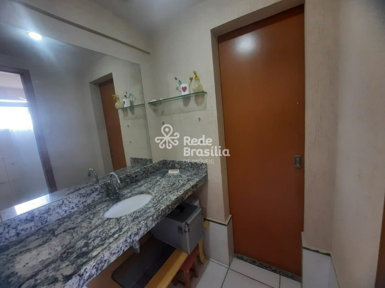 Imagem da propriedade UB1514 5