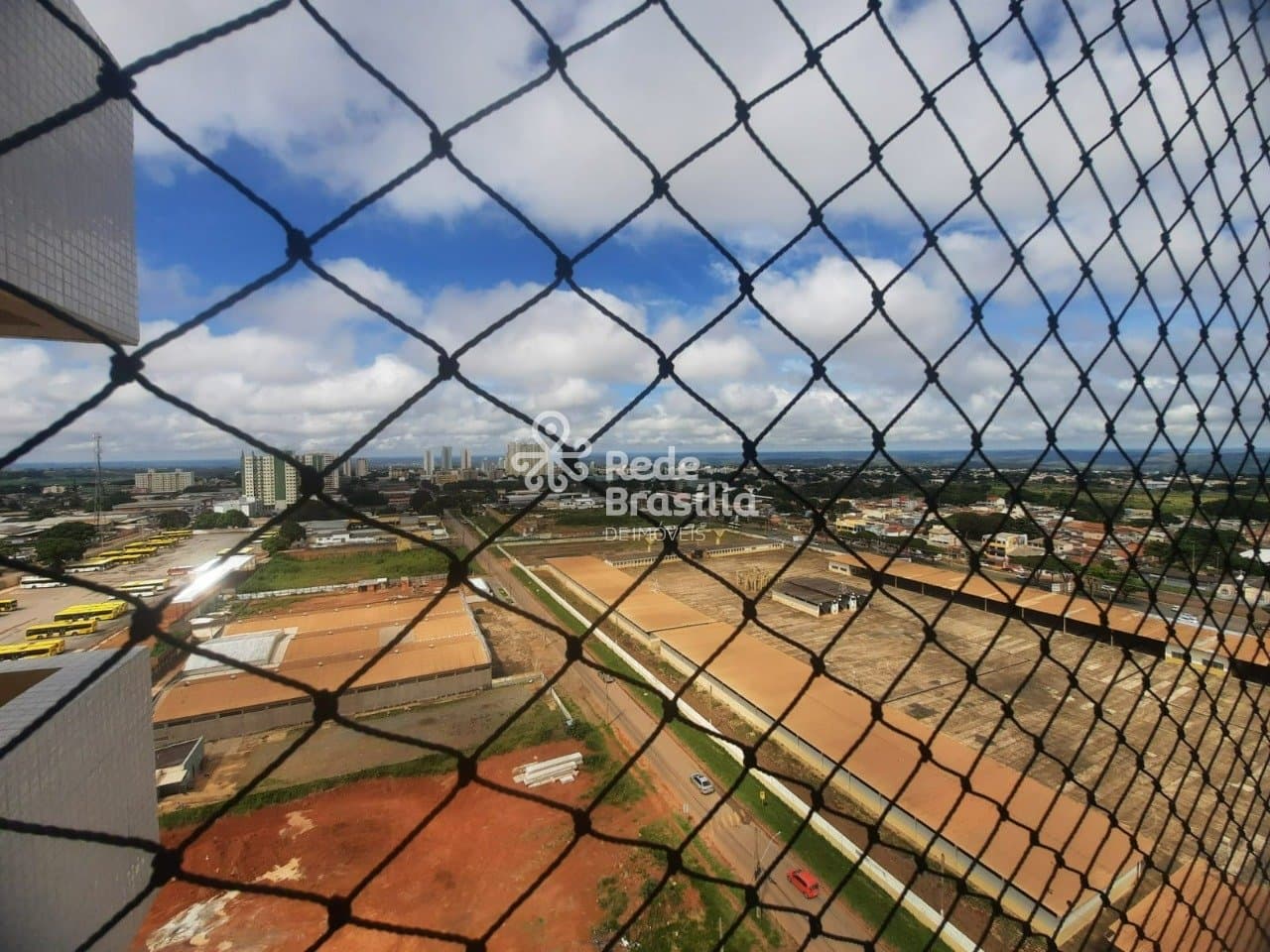 Imagem da propriedade UB1514 8