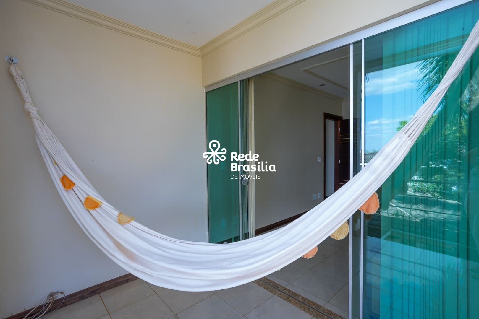 Imagem da propriedade UB746 17