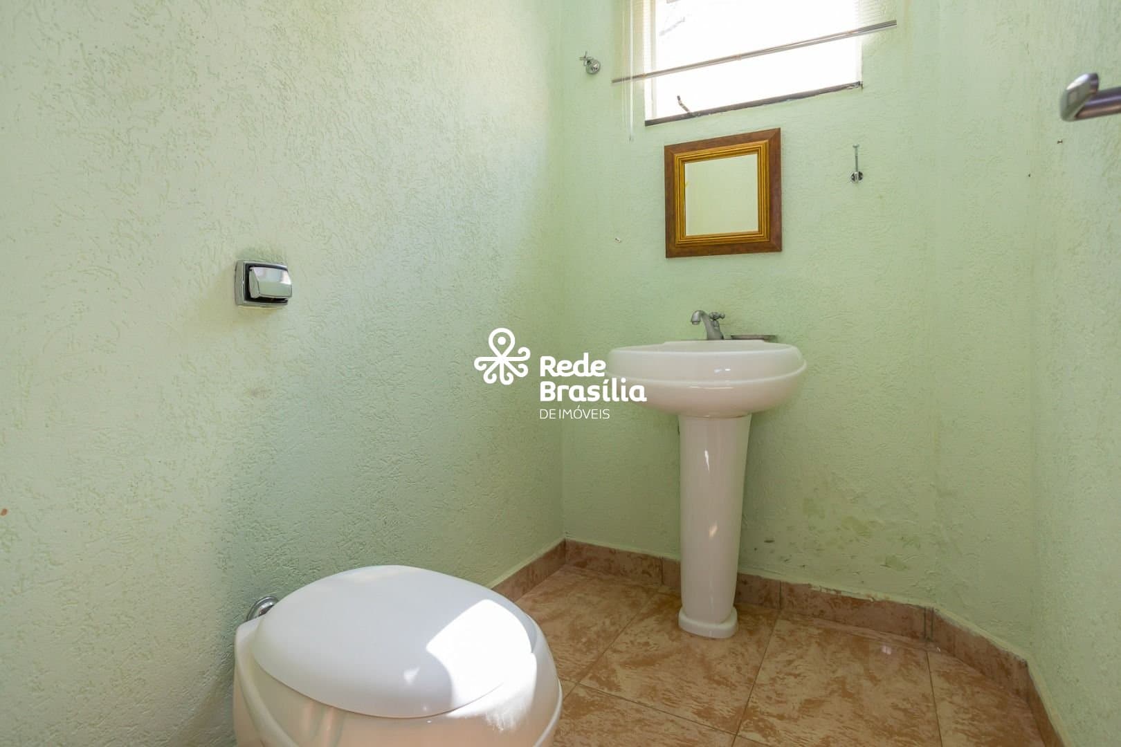 Imagem da propriedade UB746 10