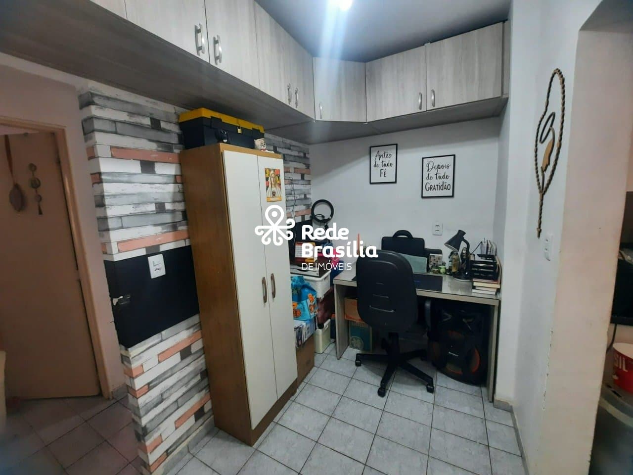 Imagem da propriedade UB1522 12