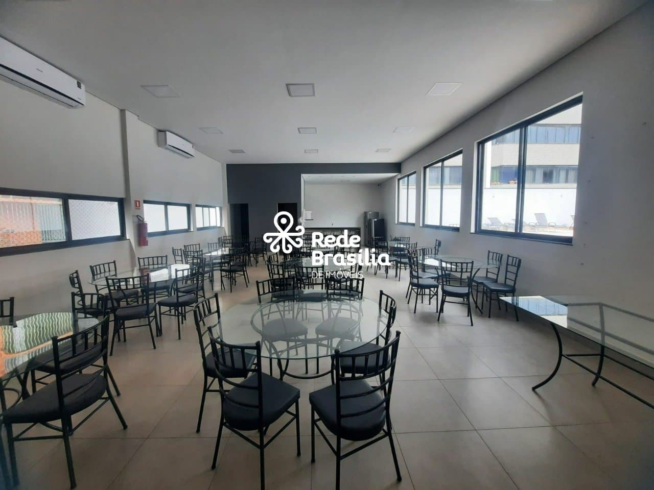 Imagem da propriedade UB1522 27