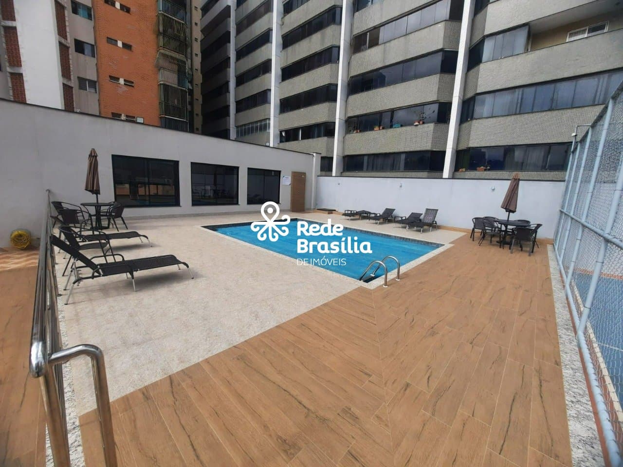 Imagem da propriedade UB1522 40